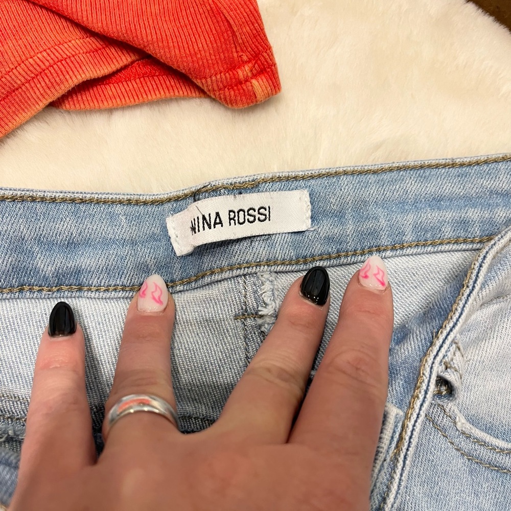 Nina Rossi Distressed Denim Shorts - Picture 4 of 5